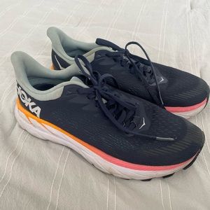 hoka clifton 7 size 7.5